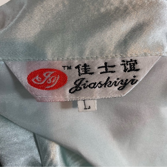 Vintage Jiashiyi Size Large Button Down Pajama Top Embroidered Blue Pink Flowers - Picture 7 of 7